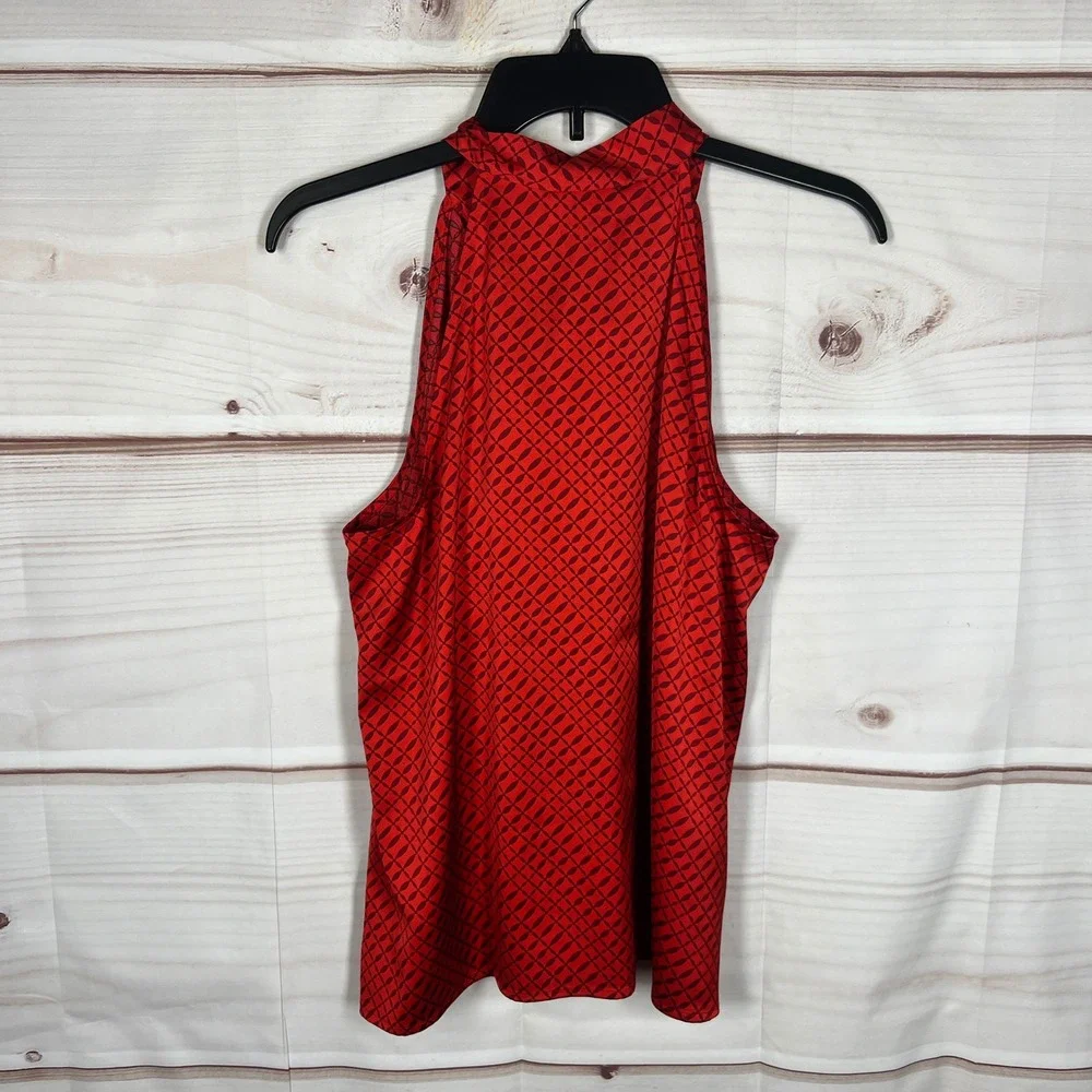ON‎ 34TH Satin Top Women Medium Red Geometric Pussybow Neck Sleeveless Pullover